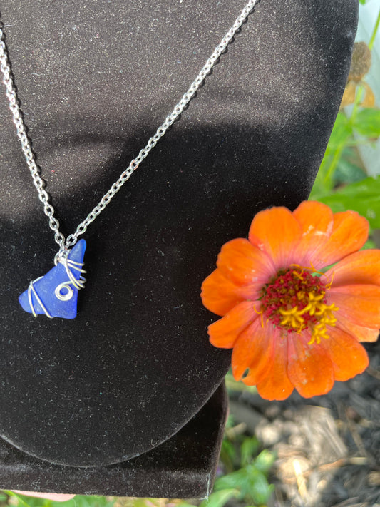 Loop deep cobalt seaglass necklace