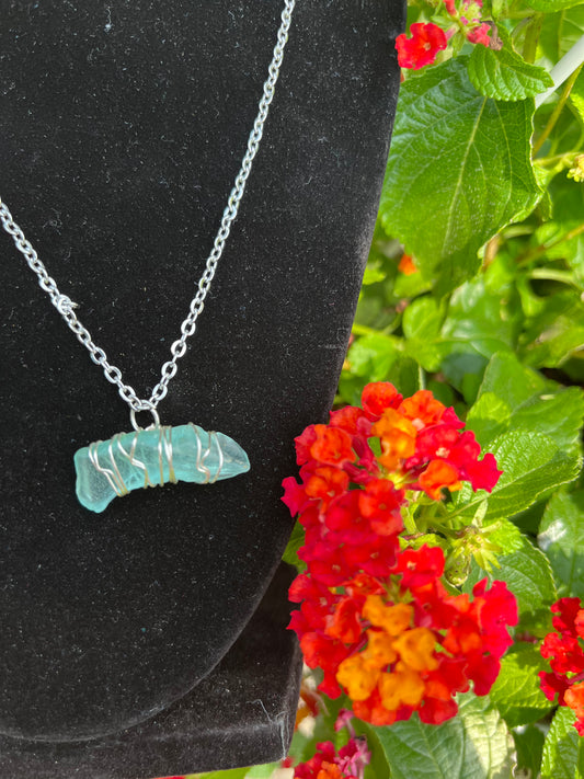 Light teal seaglass necklace